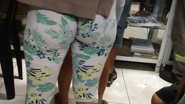 Gadis-gadis ingin perhatian video crot hd