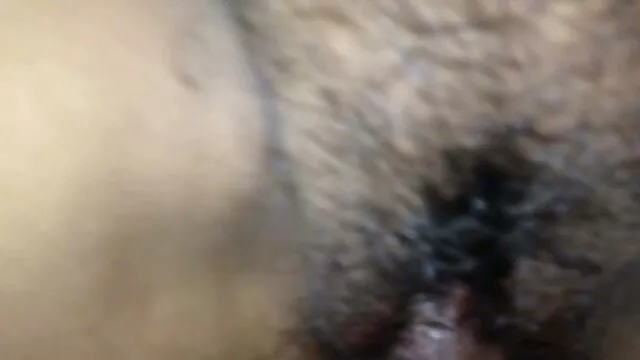 Pekerja penyelamat terikat, silent video sex crot di mulut 2. Bagian B